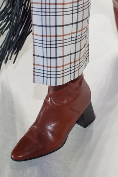 Look 46